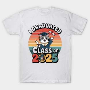 Cute Manx Cat Student Senior I Graduated Class Of 2025 T-Shirt